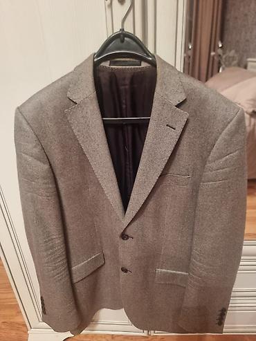 Kişi üçün klassik şalvar-köynək üslubuna uyğun şık blazer ceket. - lalafo.az -da Kişi üçün klassik şalvar-köynək üslubuna uyğun şık blazer ceket. -