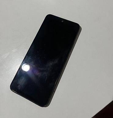 samsung note 3 ekran: Smartfon – qara rəngdə, tam ekran ön panel Xüsusiyyətlər: - Korpus — 1