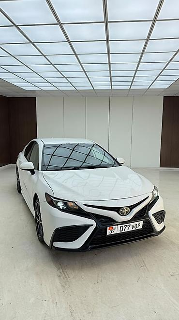Toyota: Toyota Camry: 2021 г., 2.5 л, Автомат, Бензин, Седан — 3