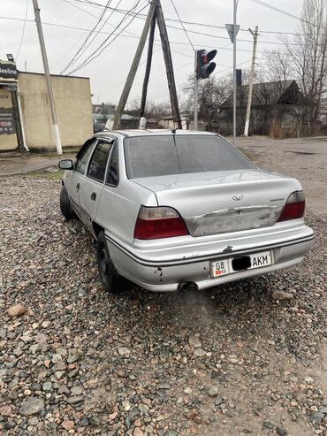 ош машине базар: Daewoo Nexia: 1.5 л, Механика, Бензин, Седан