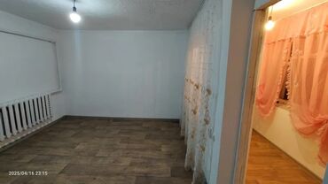 тоголок молдо фрунзе: 20 м², 2 комнаты, Парковка, Забор, огорожен