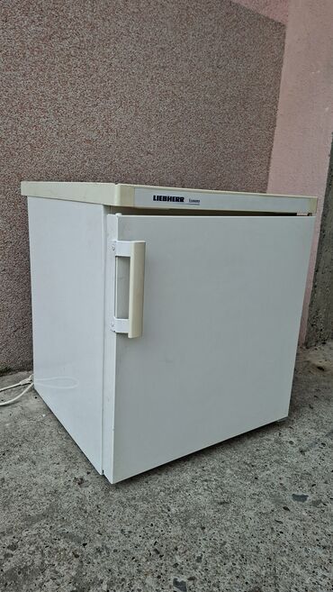 Frižideri: Liebherr Economy – mini frižider - Kompaktan stoni model sa jednom — 3