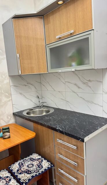 сдается квартира 6 микрорайон: 1 комната, 36 м², 105 серия, 3 этаж, Евроремонт