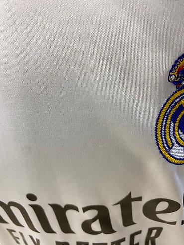 реал: Белая футболка и шорты футбольного клуба «Реал Мадрид» от Adidas. На — 4