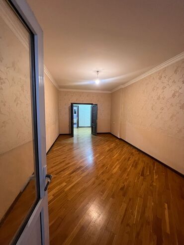 Yeni tikili: 4-cü mikrorayon, 3 otaqlı, Yeni tikili, m. Memar Əcəmi, 3 kv. m -da lalafo.az — 2 Yeni tikili: 4-cü mikrorayon, 3 otaqlı, Yeni tikili, m. Memar Əcəmi, 3 kv. m — 2