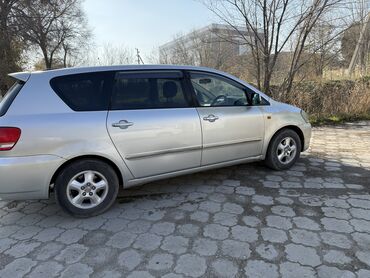 тойота скайон: Toyota Ipsum: 2002 г., 2.4 л, Автомат, Газ, Вэн/Минивэн