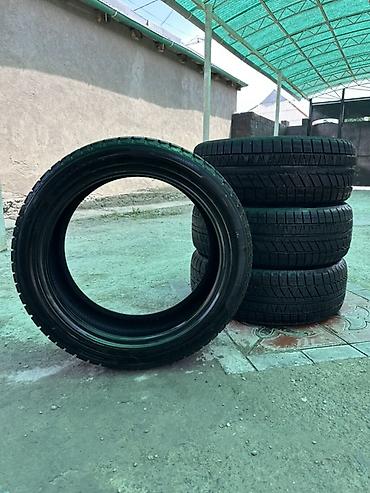 Зимние шины Sailun 255/45 R20 почти как новый