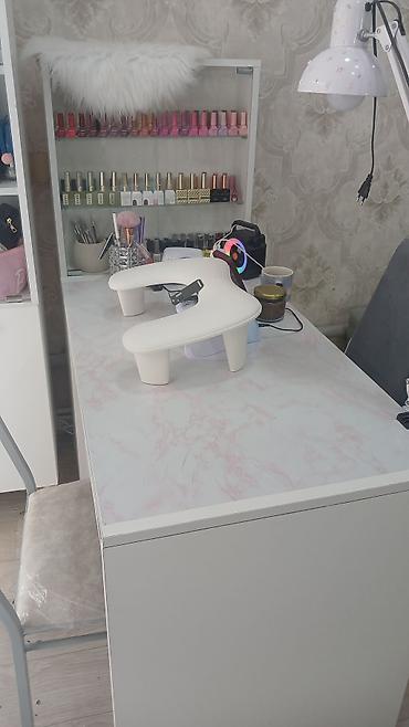 stol: Düz masa, Siyirməsiz, Polkalı, Sadə laminat — 1