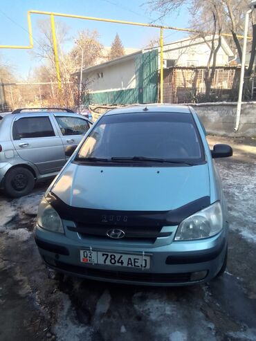 Hyundai: Hyundai Getz: 2003 г., 1.4 л, Механика, Бензин, Седан