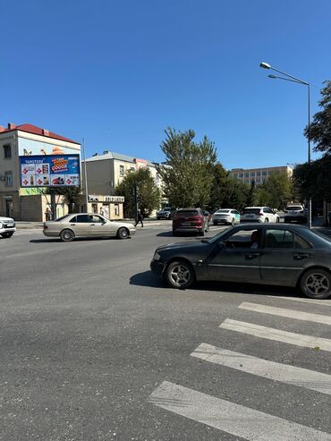 Köhnə tikili: Bakı, Suraxanı, 3 otaqlı, Köhnə tikili, m. Qara Qarayev, 60 kv. m -da lalafo.az — 12 Köhnə tikili: Bakı, Suraxanı, 3 otaqlı, Köhnə tikili, m. Qara Qarayev, 60 kv. m — 12