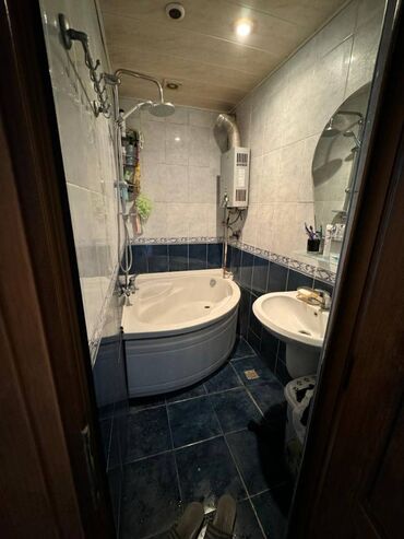 Köhnə tikili: Bakı, 5 otaqlı, Köhnə tikili, m. Həzi Aslanov, 120 kv. m — 13