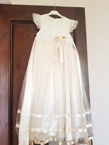 продажа бу вещей: Детское платье цвет - Белый