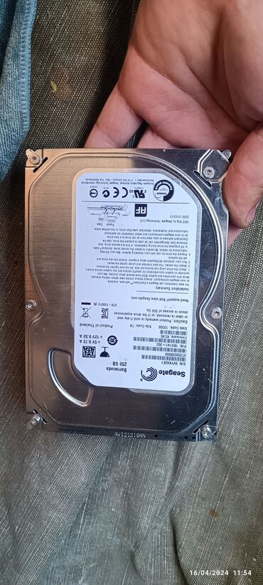 Жёсткие диски (HDD): Внутренний Жёсткий диск (HDD) Western Digital (WD), 256 ГБ, 5400 RPM, 3.5", Б/у