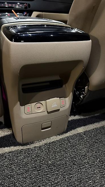 дизель автомат: Kia Carnival: 2019 г., 2.2 л, Автомат, Дизель, Минивэн — 8
