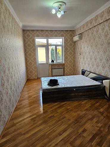 Mənzillər: 8 noyabr mt Azər Əliyev küç 16/2 mərtəbəsi sahəsi 145 kv 3 otaqlı — 8