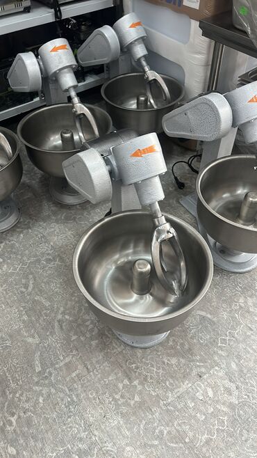 Xəmir yoğuran aparatlar: 15 kq, İran, Nağd ödəniş — 12