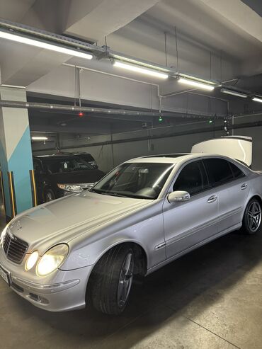 на спринтера: Mercedes-Benz 500: 2003 г., 5 л, Автомат, Бензин, Седан