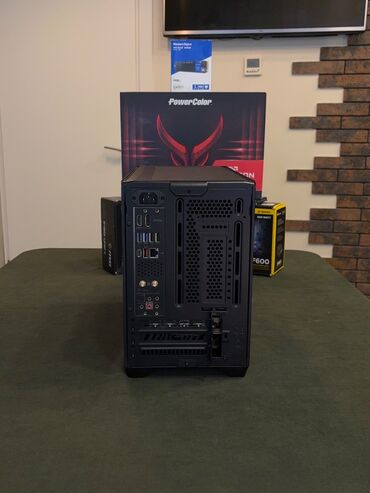 Masaüstü kompüterlər və iş stansiyaları: Kompüterin Texniki Xüsusiyyətləri: 	•	Mərkəzi Prosessor (CPU): Intel — 4