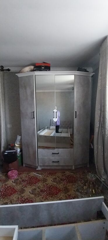 навесной шкаф для кухни: Гардеробный Шкаф, Для одежды, Б/у