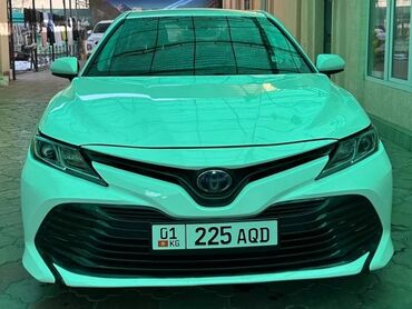 Toyota: Toyota Camry: 2020 г., 2.5 л, Автомат, Гибрид, Седан