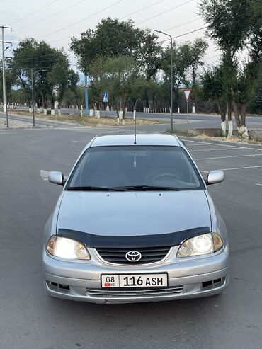 срочно срочно продам машину: Toyota Avensis: 2002 г., 1.8 л, Механика, Бензин, Седан