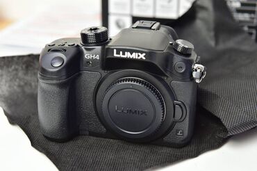 video kamera panasonic: Продаю беззеркальную камеру Lumix GH4 Очень хороший аппарат для