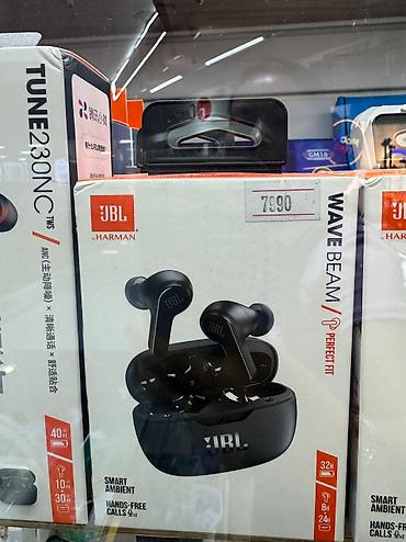 микрофоны бу: JBL наушники оригинал!!! Шейные JBL !AirPods Штатив, Планшеты — 3