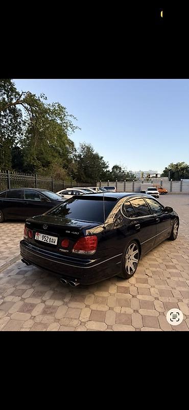 накладки крышки багажника: Lexus GS: 2001 г., 4.3 л, Автомат, Бензин, Седан — 1
