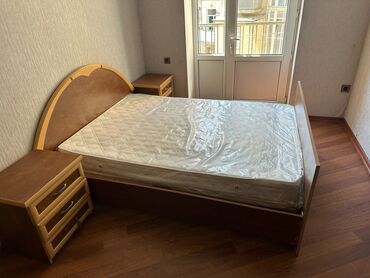 Ofis dəst mebeli: Ofis mebel dəsti Tərkibi: - Sürgülü qapılı iki rəng kombinli — 6