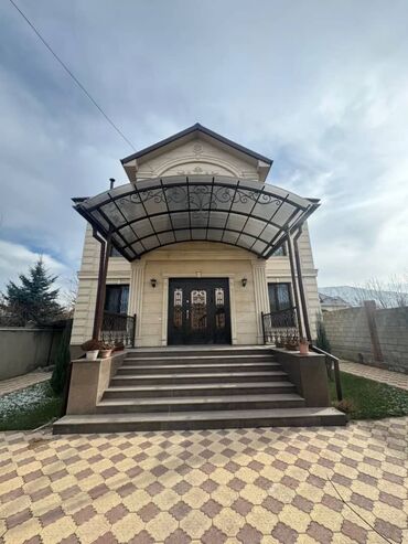 дом с петровка: 367 м², 10 комнат, Утепленный, Теплый пол, Бронированные двери