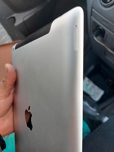 ipad 1g: Планшет, Apple, 17" - 18", 2G, Б/у, цвет - Белый — 2
