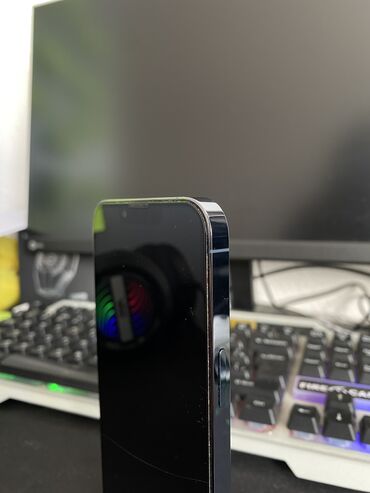 Apple iPhone: IPhone 13 Pro, Б/у, 256 ГБ, Midnight, Чехол, Коробка, 80 % — 2