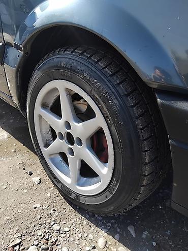 Volkswagen: Volkswagen Passat: 1988 г., 1.8 л, Механика, Бензин, Седан — 9