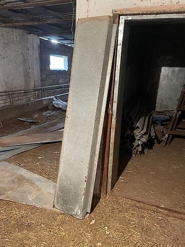 dəmir boruların qiyməti: Asinkovu turbalar200ədəd 2metlikdir, çəpərə yarıyır,setka — 1
