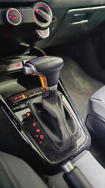 Kia: Kia Stonic: 2019 г., 1.4 л, Автомат, Кроссовер — 8