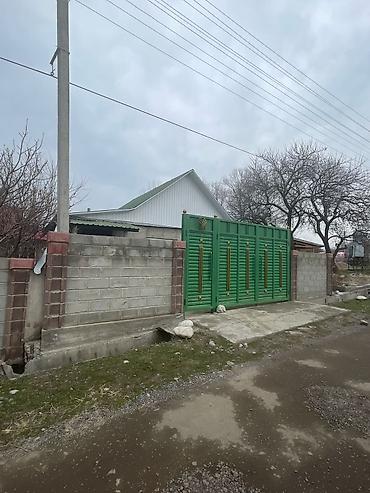 Продажа коттеджей и домов: На одном участке 3 дома Большой дом и 2 маленькие срочно продаю — 3