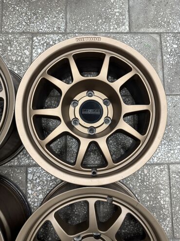 Диски: Литые Диски R 17 Комплект, отверстий - 6, Б/у at lalafo.kg — 6 Диски: Литые Диски R 17 Комплект, отверстий - 6, Б/у — 6