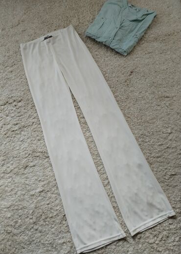 bele pantalone zara: XS (EU 34), Visok struk, Zvoncare na lalafo.rs bele pantalone zara: XS (EU 34), Visok struk, Zvoncare