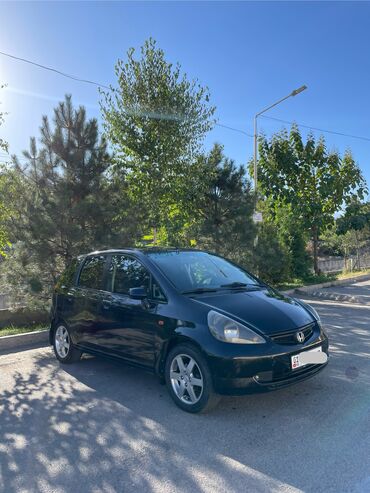 купить авто в бишкеке дешево: Honda Jazz: 2004 г., 1.3 л, Вариатор, Бензин, Хэтчбэк