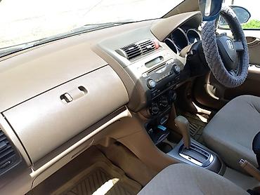 яди мото: Honda Город: 2004 г., 1.3 л, Автомат, Бензин, Седан — 4
