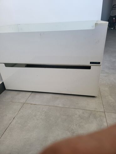 комод с зеркалом бишкек: Жуунуучу бөлмө үчүн комод, Колдонулган, Раковинасыз, Жыгач, түсү - Ак, Өзү алып кетүү