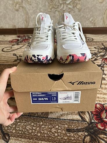 zoom h5: Кроссовки, 41, Mizuno, Б/у, цвет - Белый, Платная доставка, Самовывоз — 3