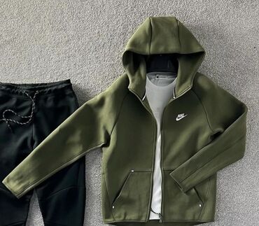 интернет магазин одежды: Кофта Nike Размер L подойдёт на рост от 160см до 170см В Идеальном