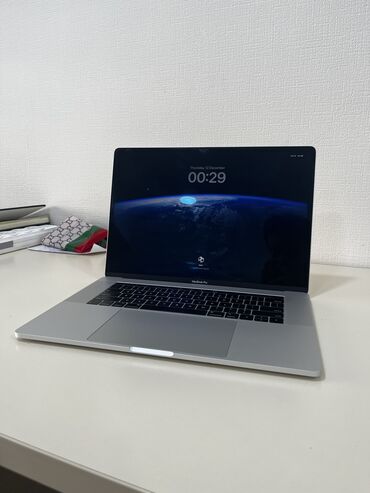 Apple MacBook: İşlənmiş Apple MacBook, 15 ", Intel Core i9, 512 GB, Pulsuz çatdırılma