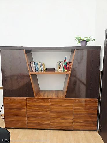 parça şkaf: Ofis mebel dəsti Tərkib: - L formalı rəhbər masası: geniş iş səthi — 3