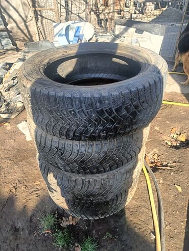 Шины: Шины 225 / 55 / R 18, Зимняя шипованная, Б/у, Комплект, Michelin