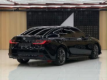 bmv m 5: Toyota Camry: 2025 г., 2 л, Автомат, Гибрид, Седан — 7