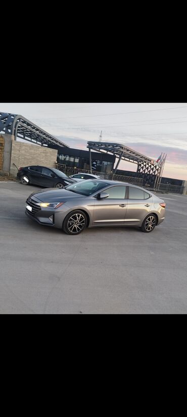 Hyundai: Hyundai Elantra: 2 l | 2019 il Sedan — 3