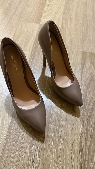 Tuflilər: Saint Laurent qadın tufliləri - Model: Klassik nasos (pump) tipli — 2