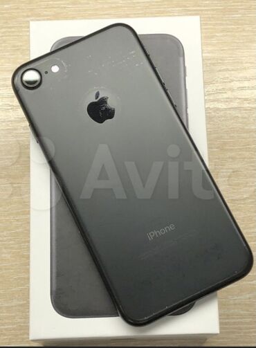 Apple iPhone: IPhone 7, Новый, 128 ГБ, Черный, Зарядное устройство, Защитное стекло, Чехол, 72 %